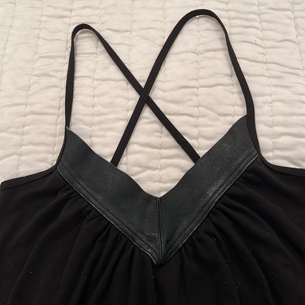 Dress - Picture 5 of 5